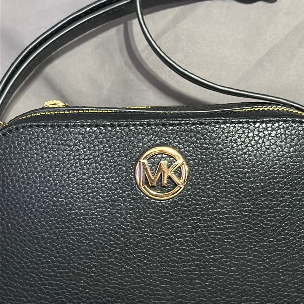 Michael Kors Black Crossbody Bag - Picture 2 of 5